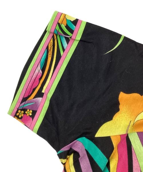 LEONARD Women’s Black Multi-Color High Neck Allover Pattern T-Shirt XL