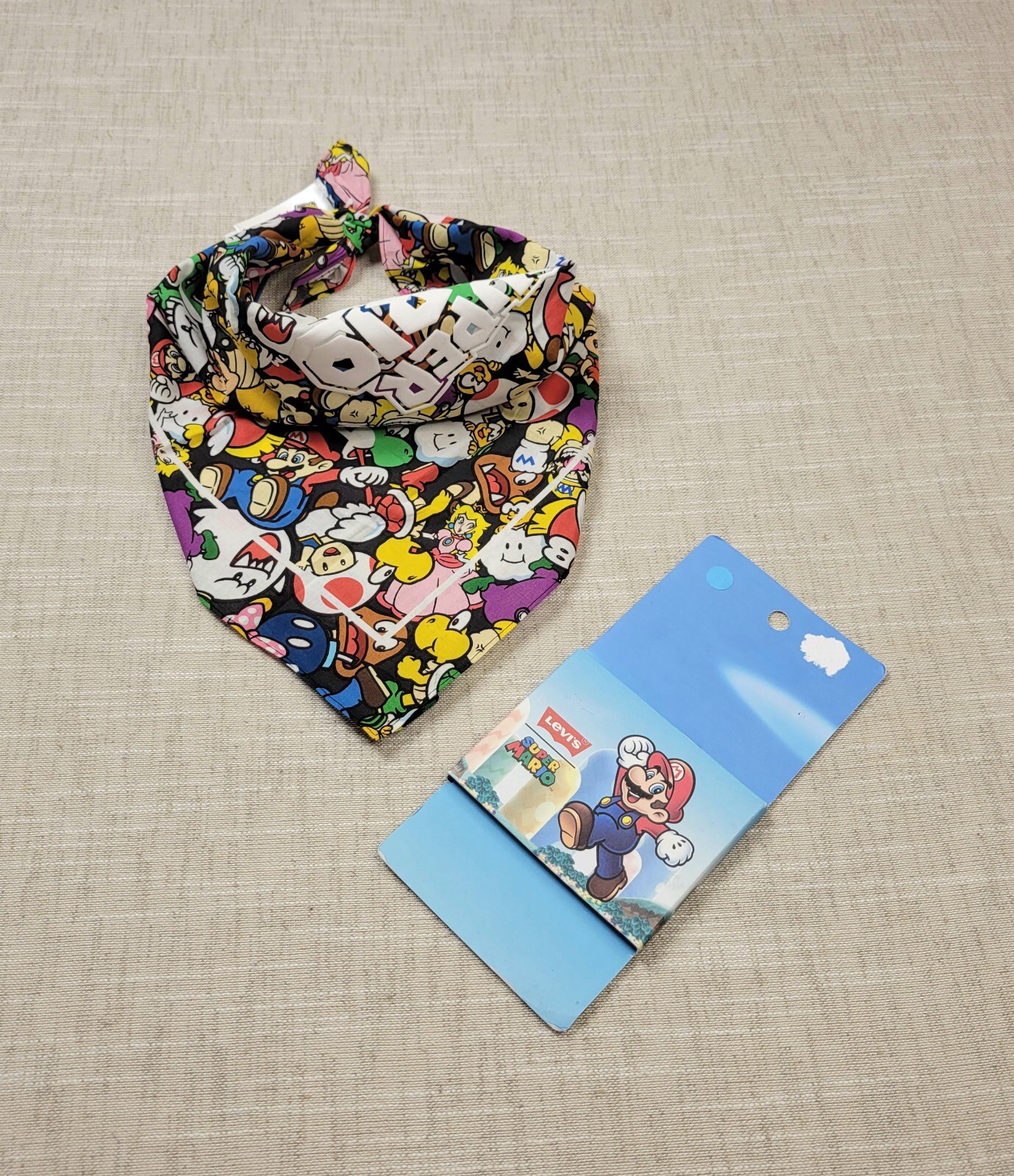 LEVI’S Super Mario Bandana Handkerchief Graphic AOP One Size