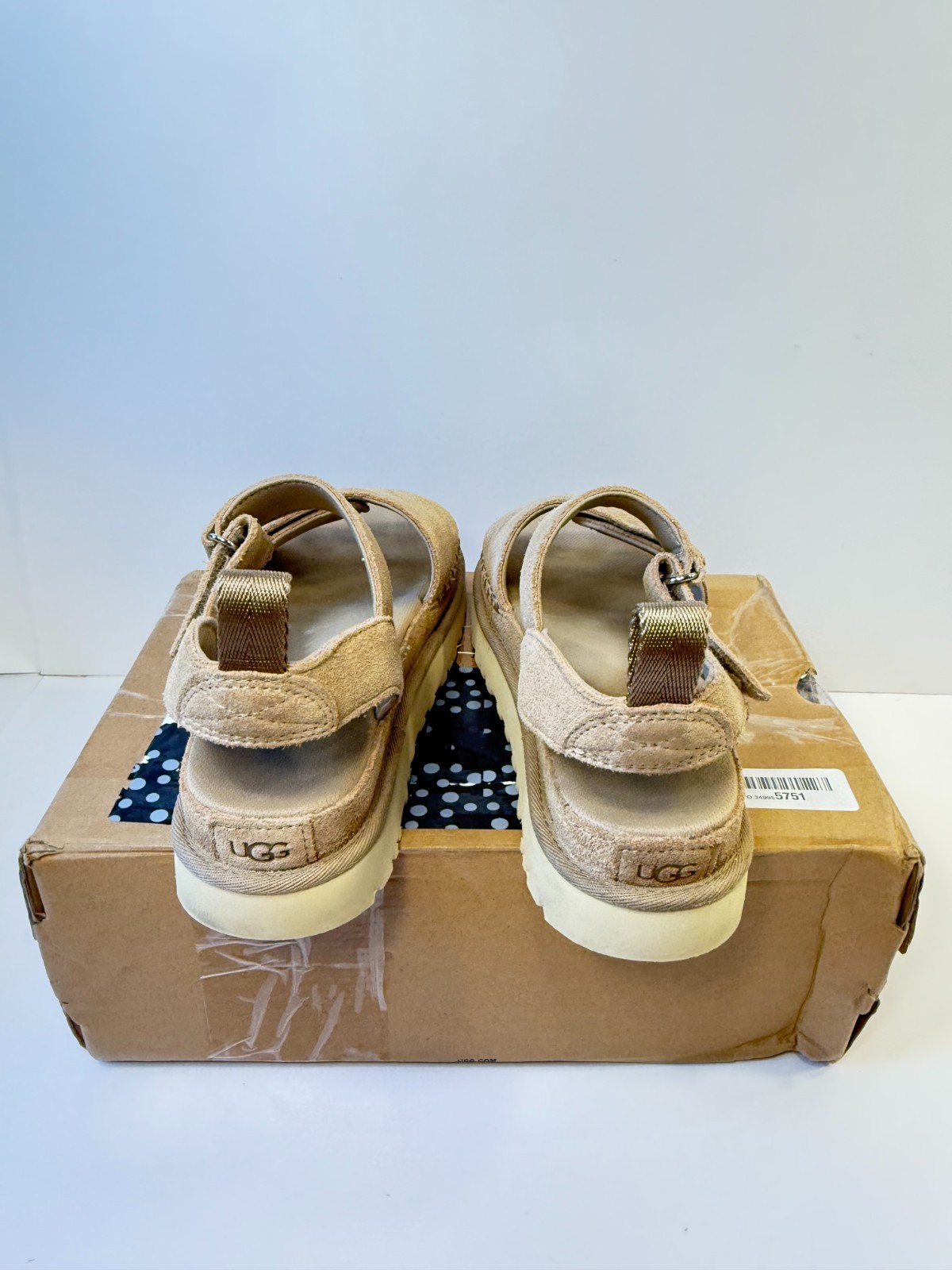 12. Ugg Womens Goldstar Platform Womens Beige-US 7