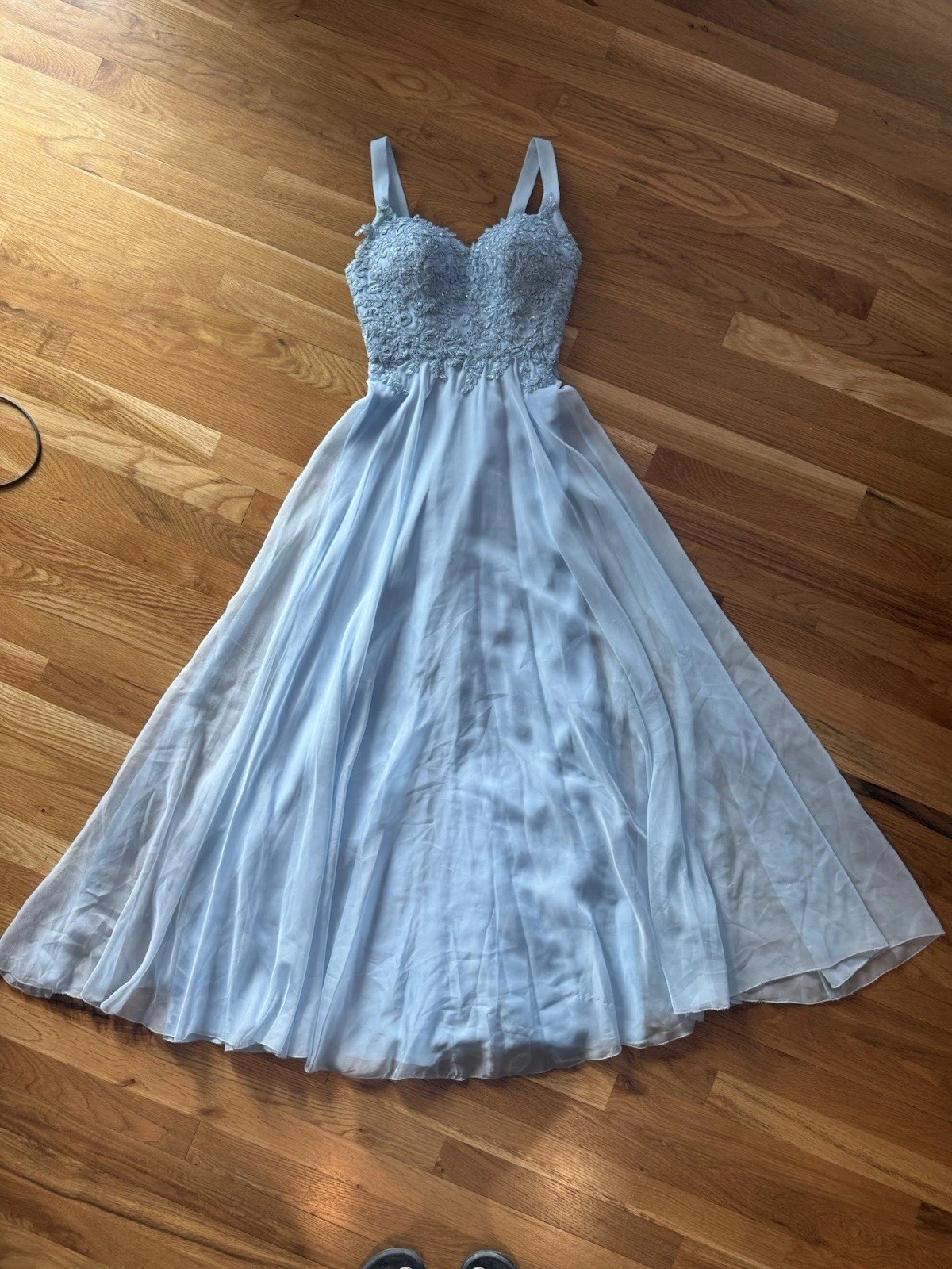 LaFemme baby blue chiffon formal gown RN 103544 size 00 sweetheart lace bodice