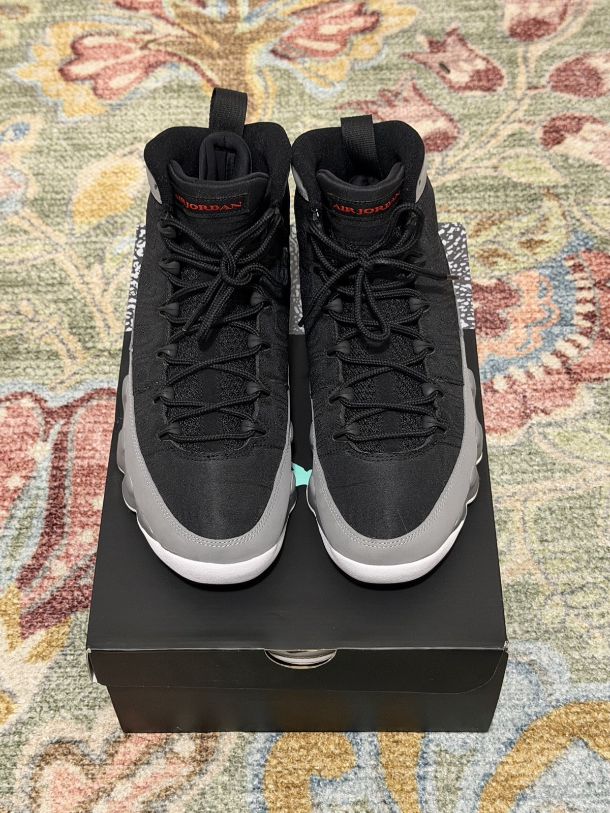Nike Air Jordan 9 Retro ‘Particle Grey’ Retro Sneakers Men’s Size 9.5 CT8019-060