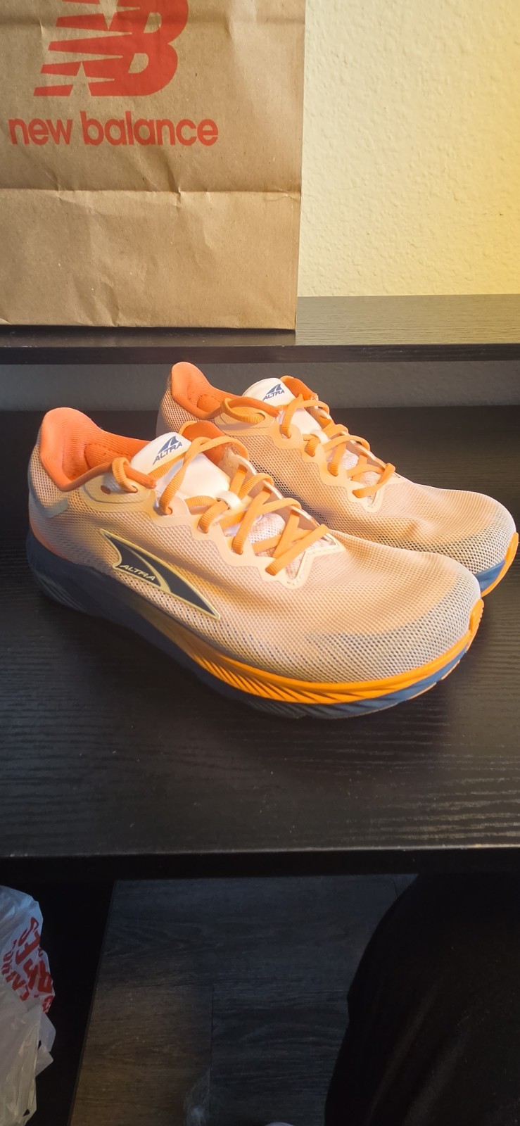 Altra Rivera 3 Womens Size 7.5 Orange/Peach “Dusty Pink” Road Running Shoes