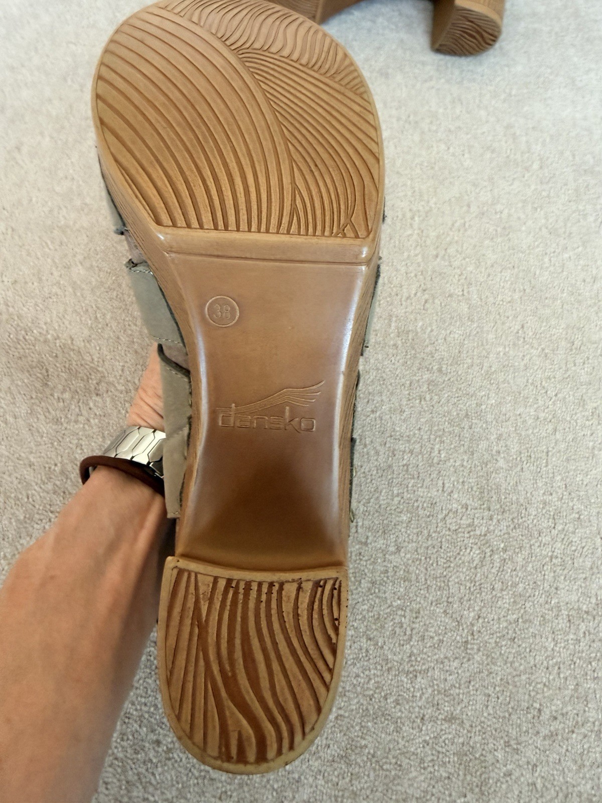 Dansko Strappy Sandals Size 38 Taupe