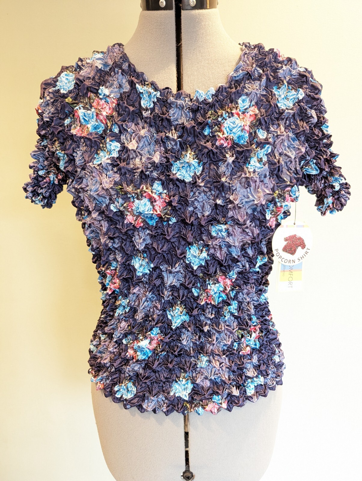Womans Popcorn Short Sleeve Shirt Blouse Pick Your Style