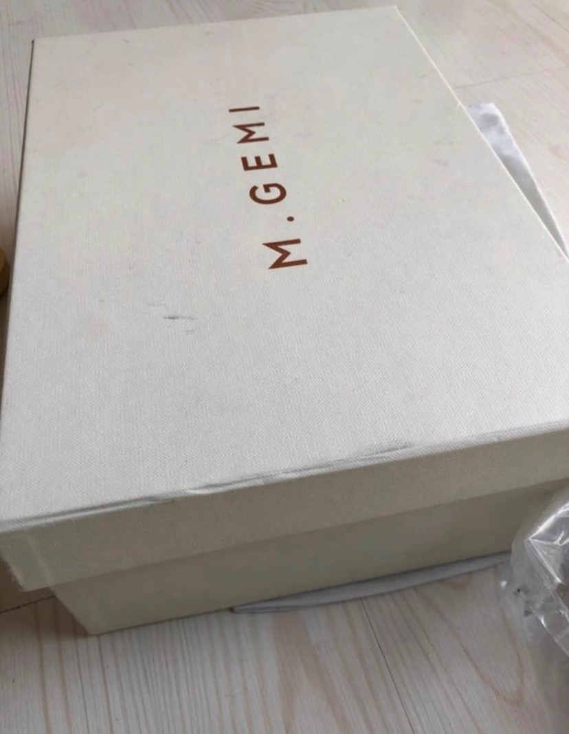 New w/box M Gemi Sz 39.5 EU or 9.5 US Cerchio Nubuck Leather Slip On Sneakers