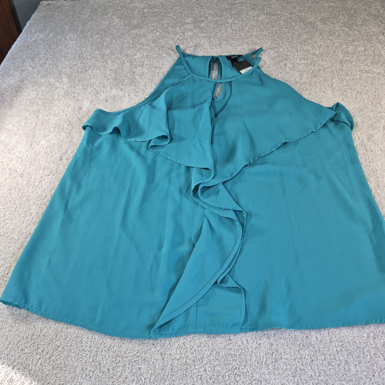 Agua Mossimo Womens Halter Blouse XLarge Ruffle front chiffon keyhole back