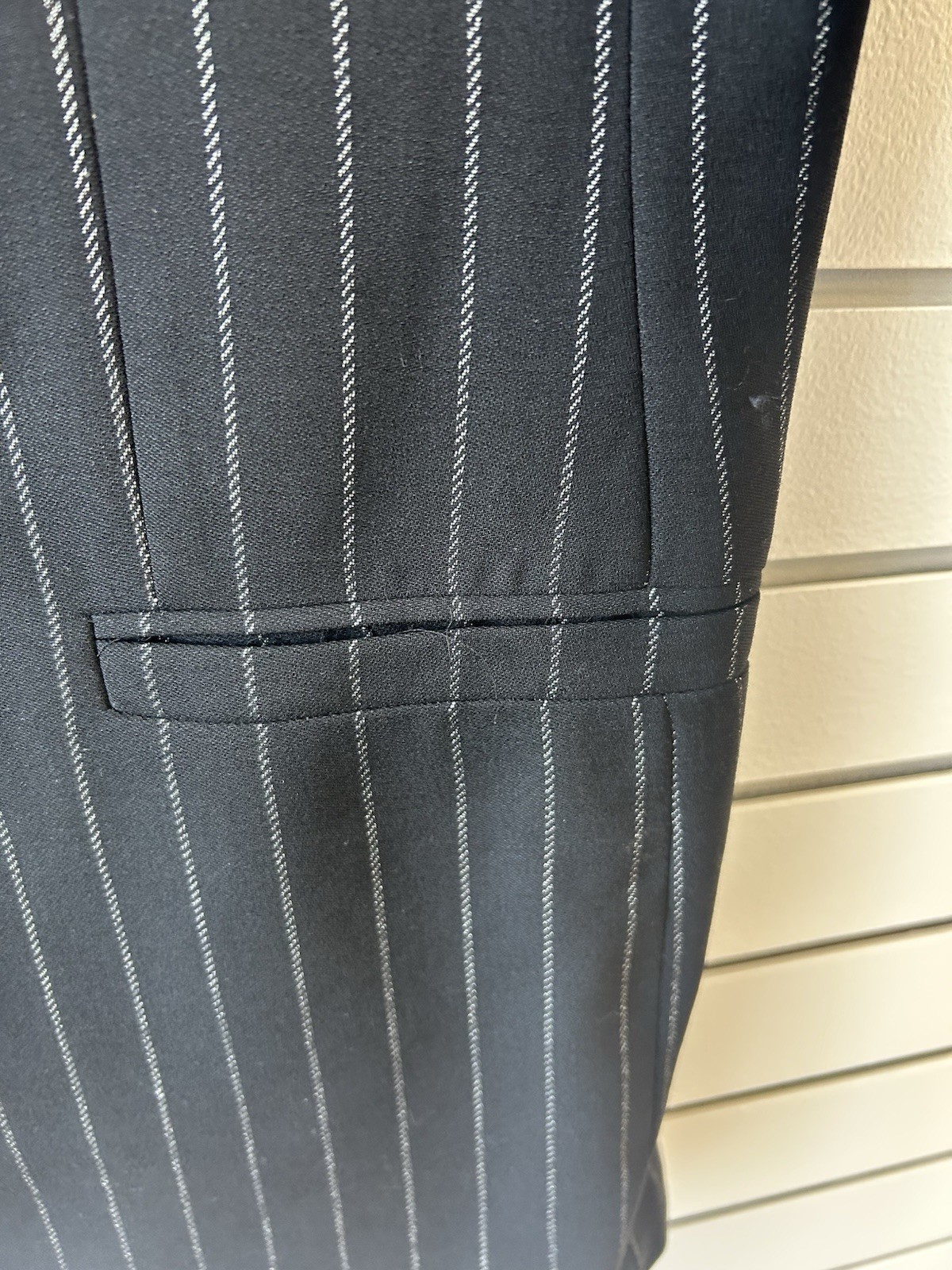 Men’s Pinstriped Vintage Versace Classic V2 2 Piece Suit