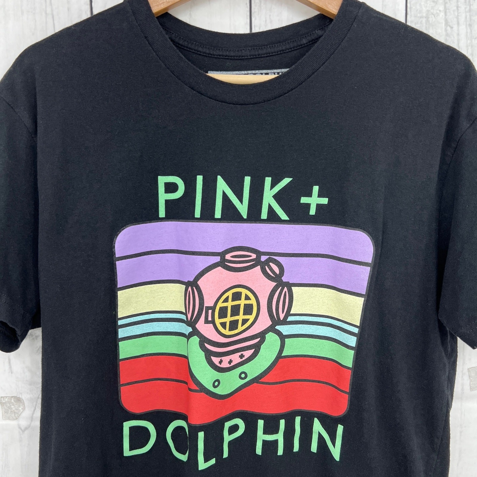 Pink Dolphin Submarine Deep Sea Diver Graphic Tee Shirt Black Mens Medium