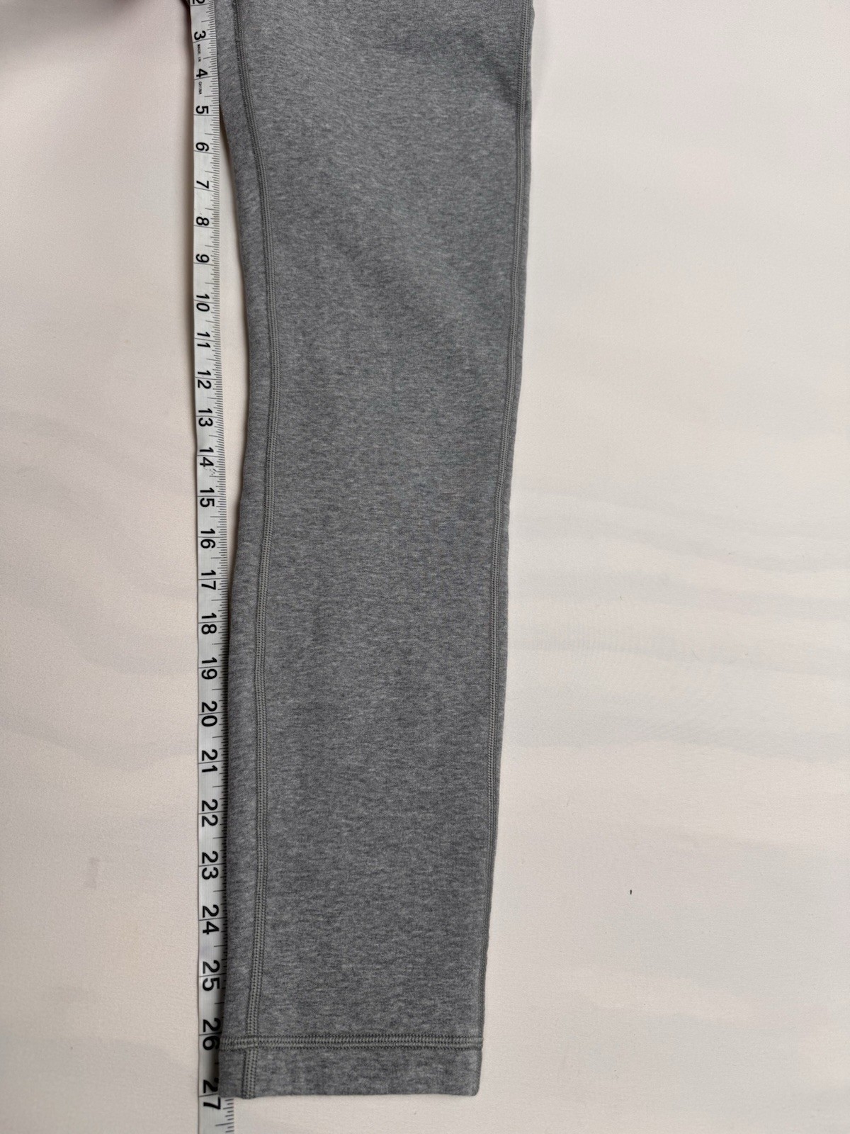 Lululemon Wunder Lounge Pant 28″ Updated Fit Gray Women’s 4 Retail $98