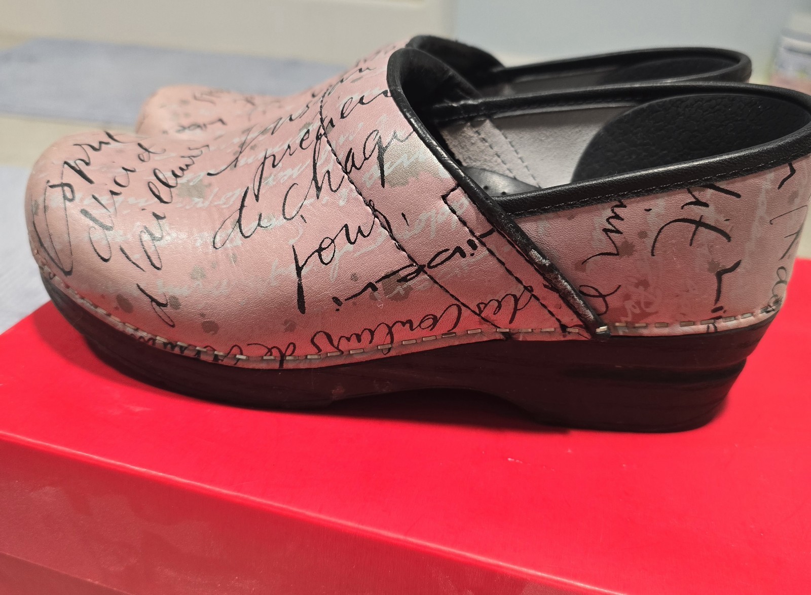 Dansko Clogs, Purple With Black Script, Great Condition, Size 38 (7.5/8)