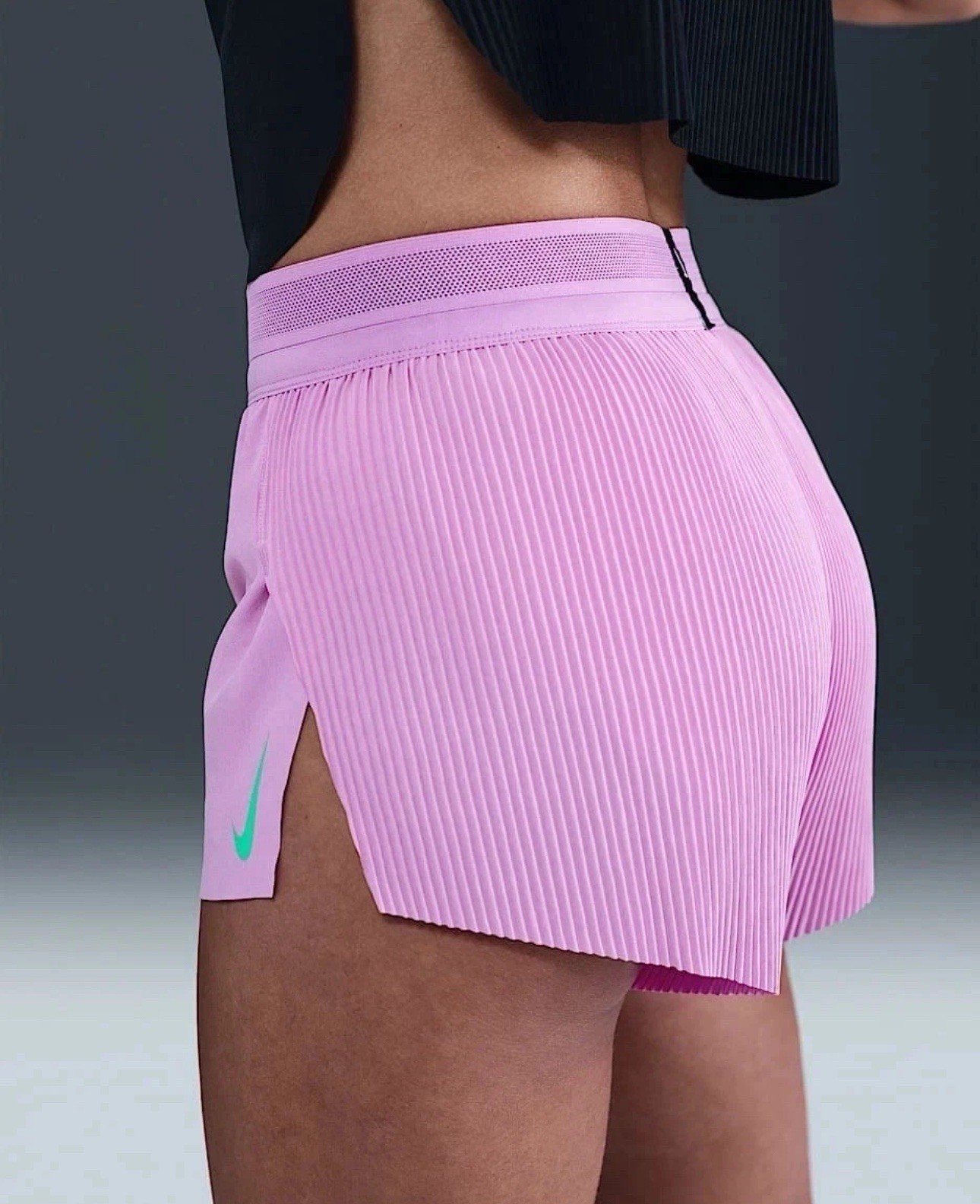 Nike AeroSwift Dri-FIT ADV Mid-Rise 3″ Brief-Lined FN2328 532 Pink Size M
