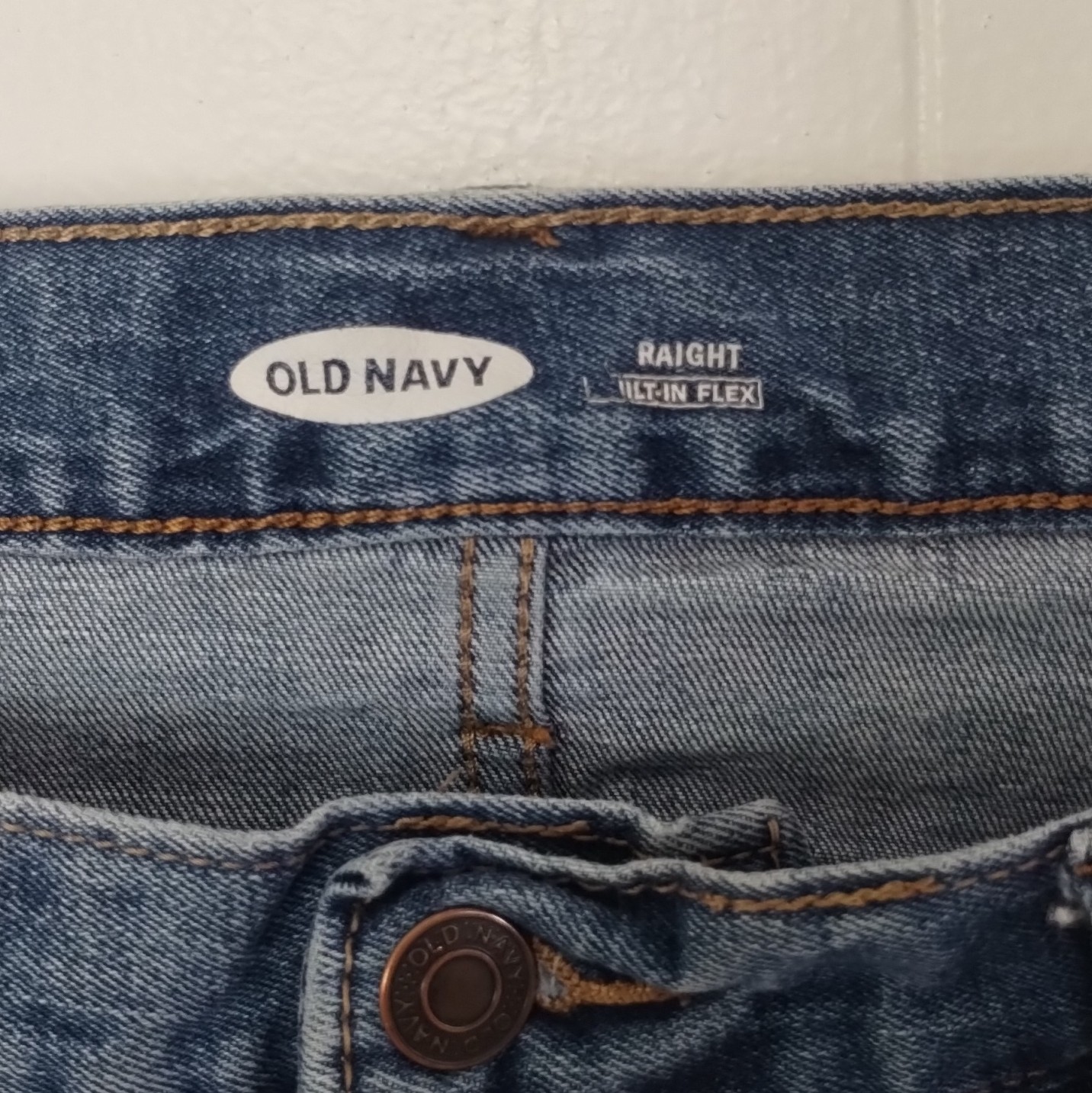 Old Navy Straight Fit Built-In Flex Blue Denim Jeans Mid Rise 5-Pocket