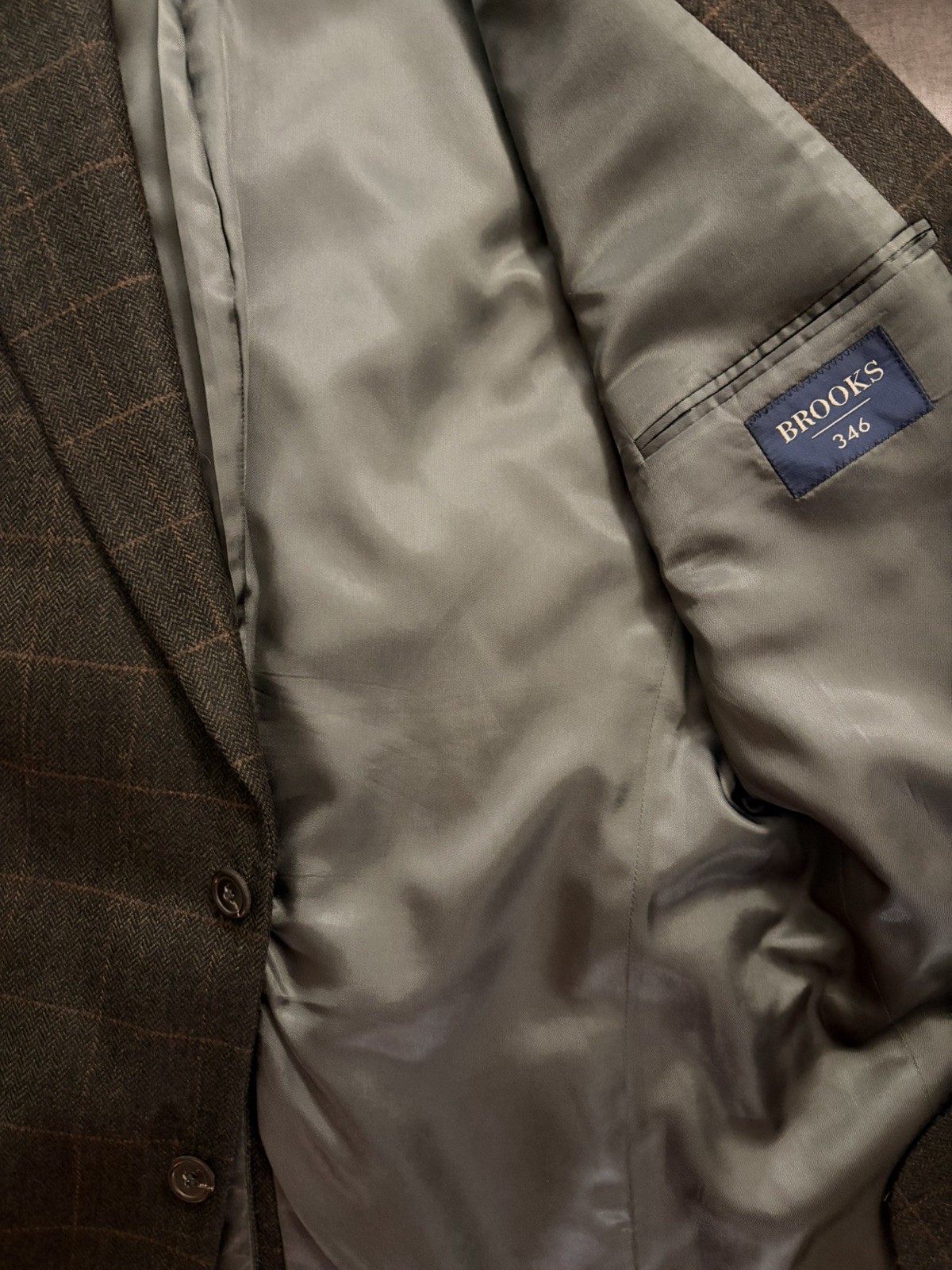 Brooks Brothers 346 Mens Blazer 44L | Dark Grey Plaid Accent | 100% Lambswool