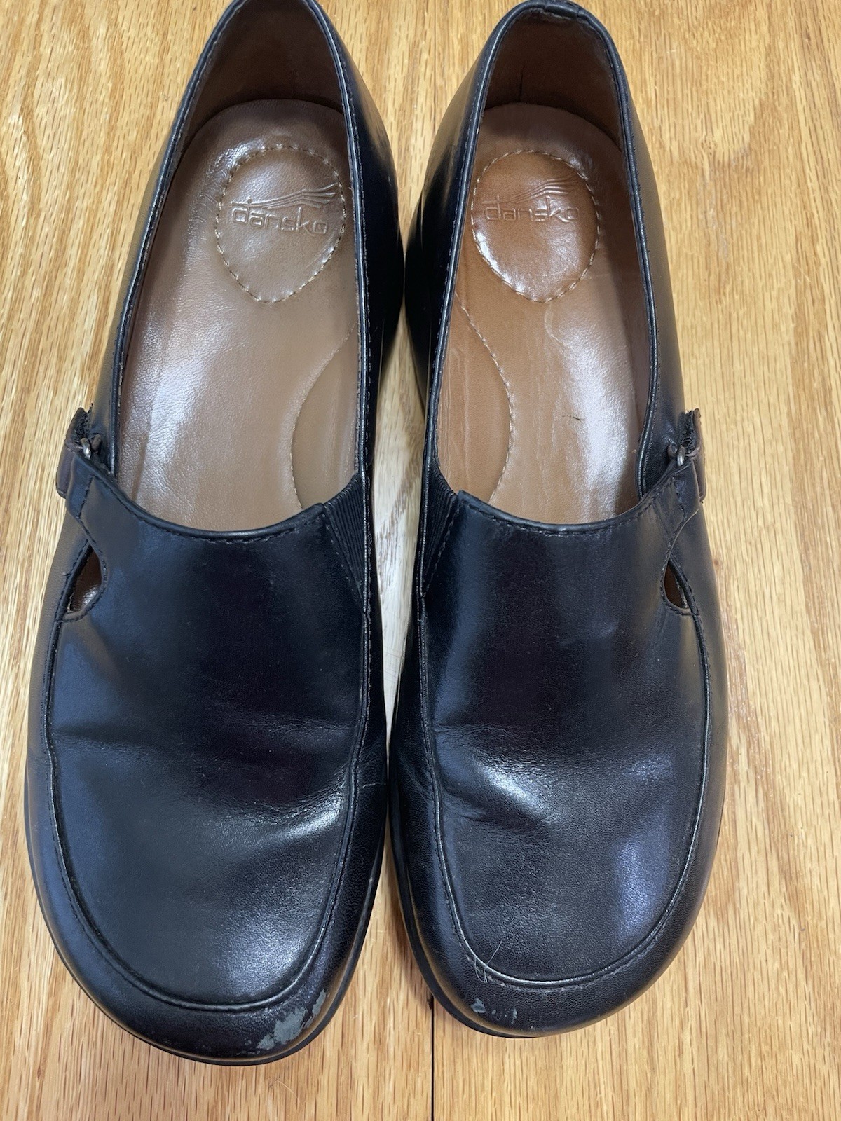 Dansko Becca Women’s Leather Mary Jane Clog Shoes, Size EU 38/Us 7.5-8, Black