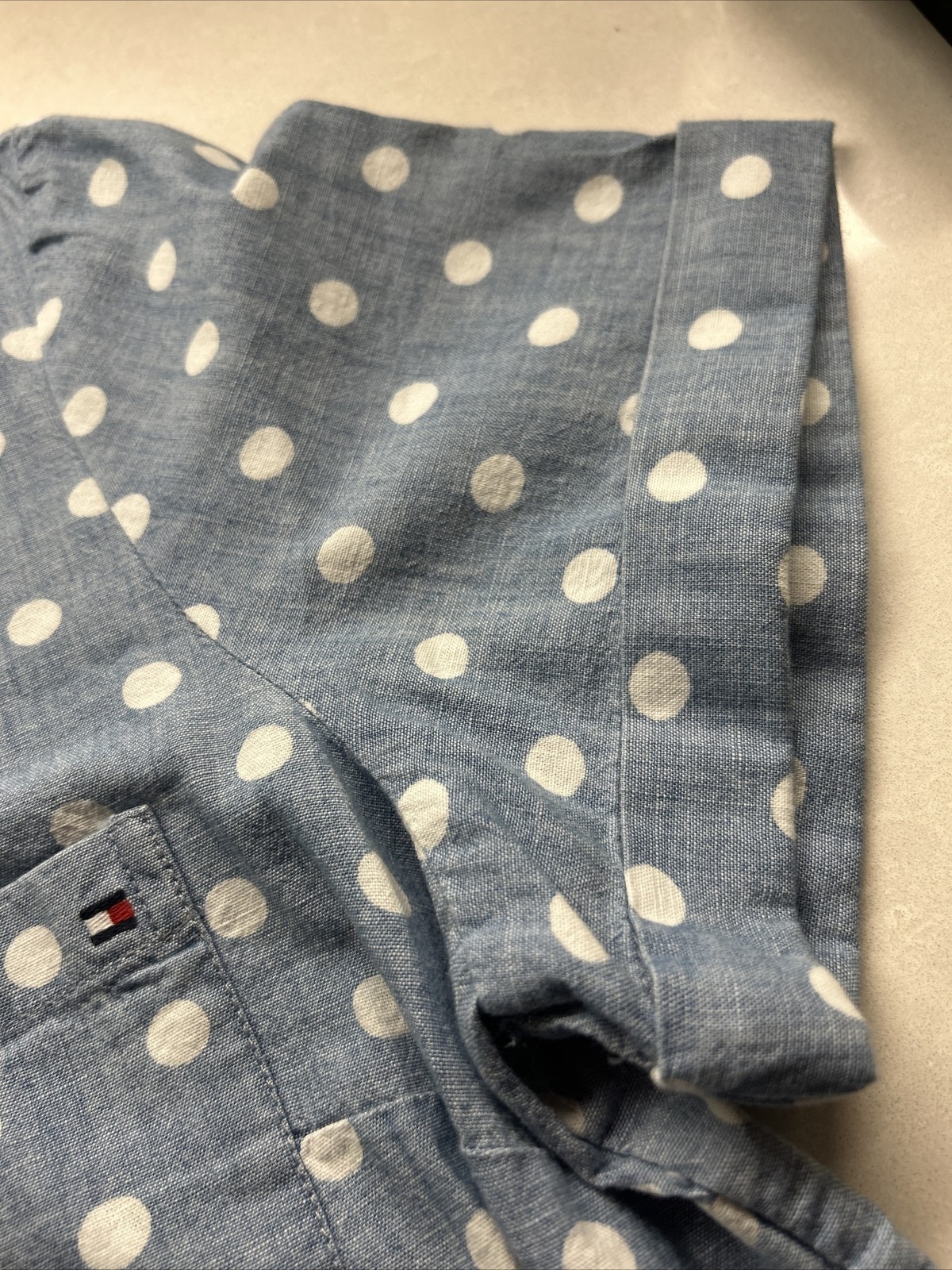 NWT TOMMY HILFIGER Tops Size XL LIGHT BLUE/WHITE Polka Dot BUTTON UP Blouse/POLK