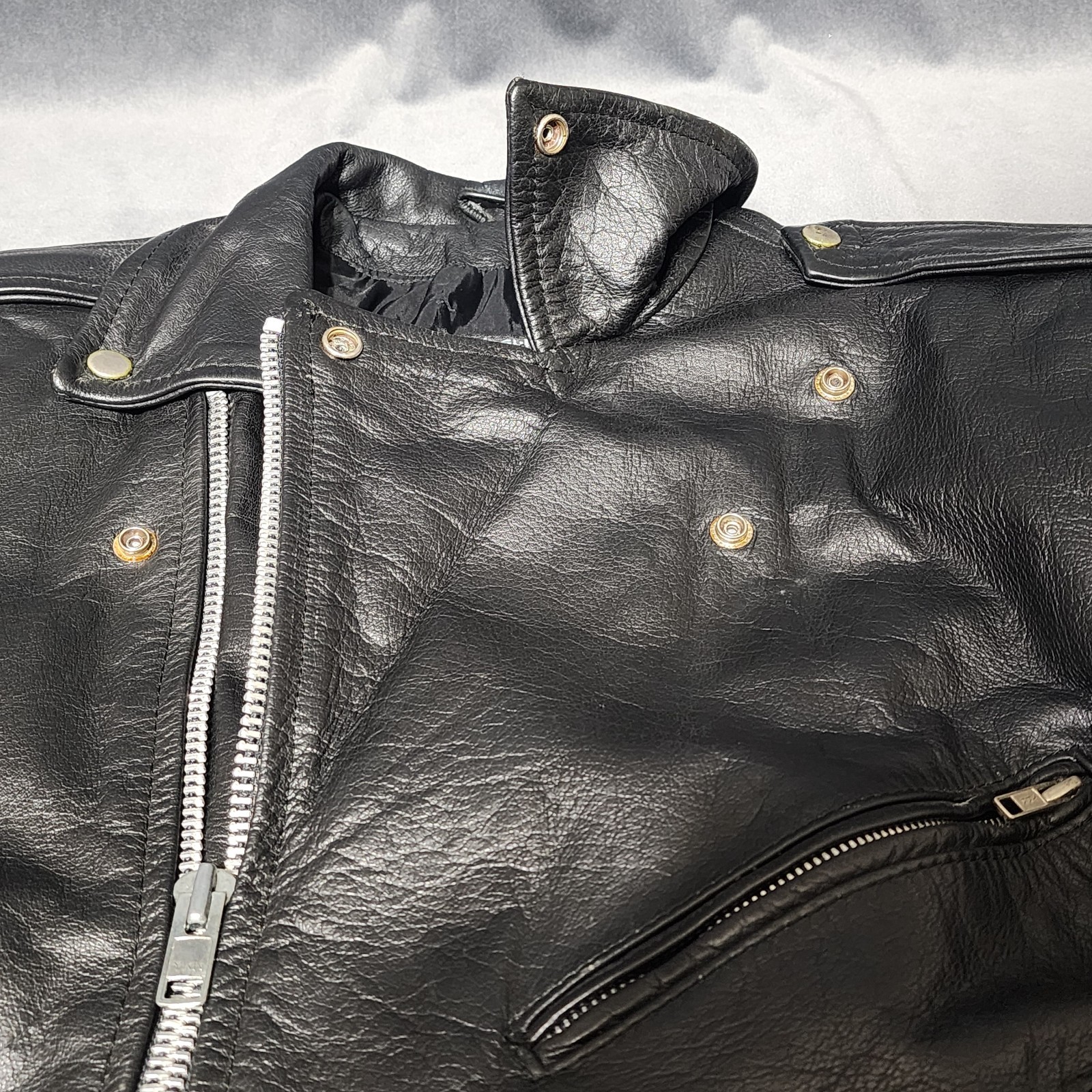 Vtg WILSONS Leather Jacket Motorcycle Biker Punk Metal Rock Moto 90s Size Large