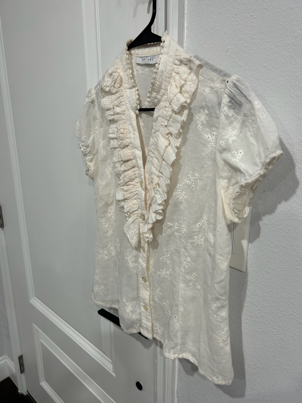 August Silk Petite Large White Embroidered Ruffle Blouse Boho Creativecore