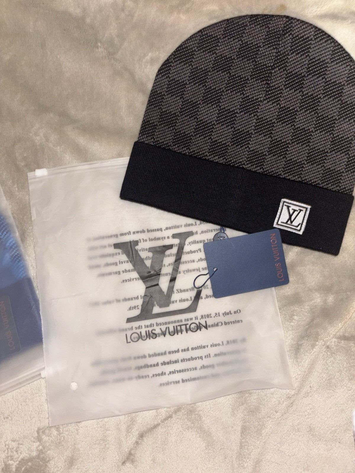 Louis Vuitton Monogram Beanie Hat Gray/Black Stretch One Size Unisex