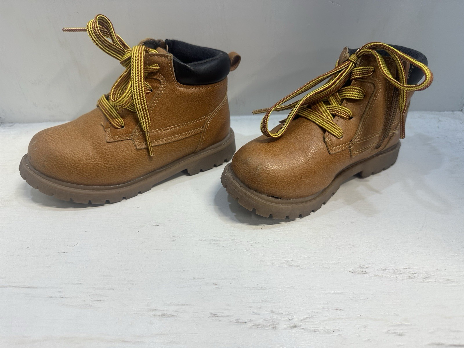Carter size 11 Kids Brown Boots