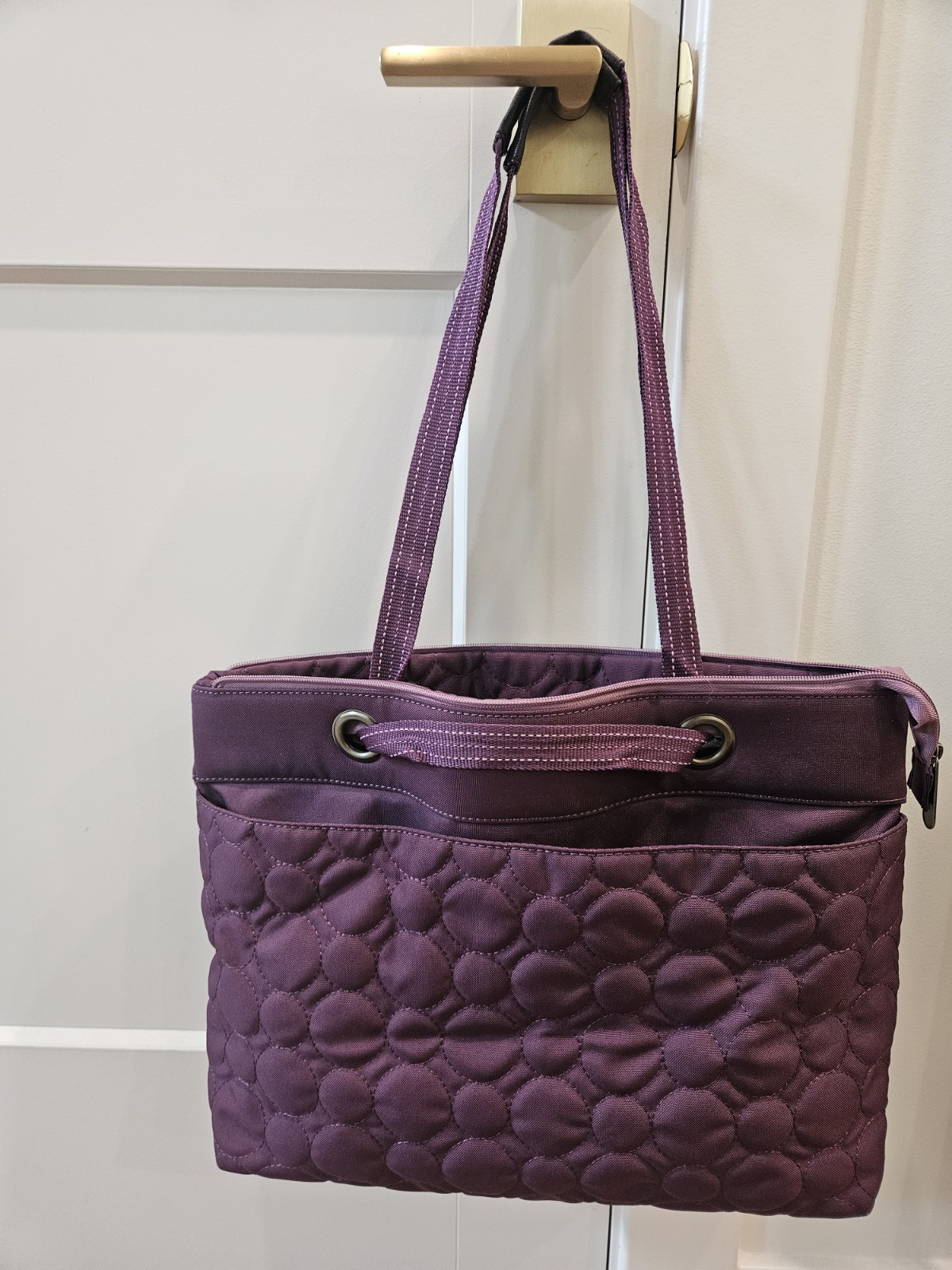 Thirty-One Vary You Versatile Bag/Purse Purple Circle Quilted Large