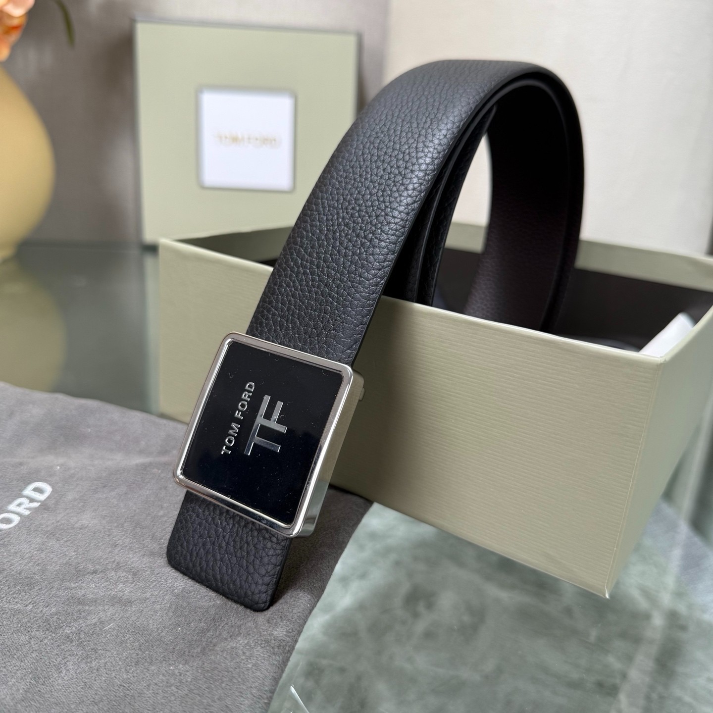 Authentic Tom Ford Reversible Leather T-Buckle Belt Luxury Designer Fashion