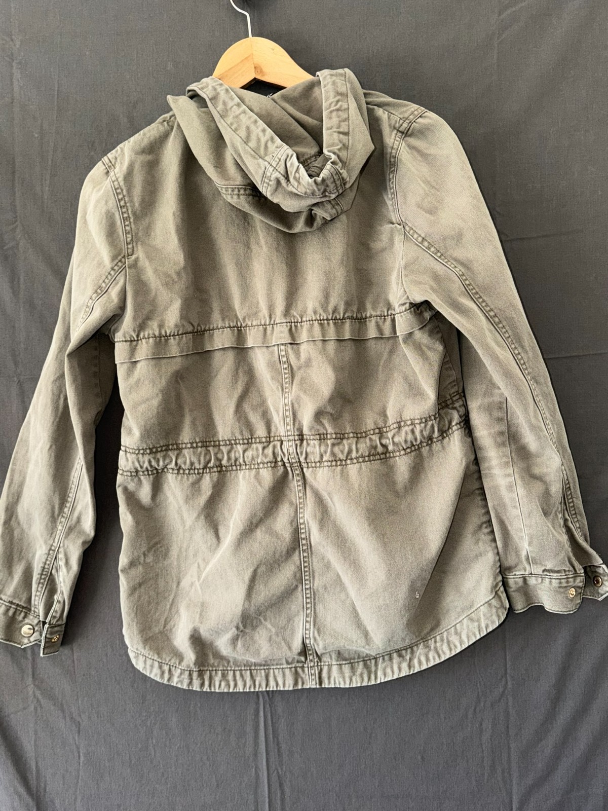 H&M Divided Women’s Hooded Utility Jacket Khaki Zip Snap Pockets Size 6