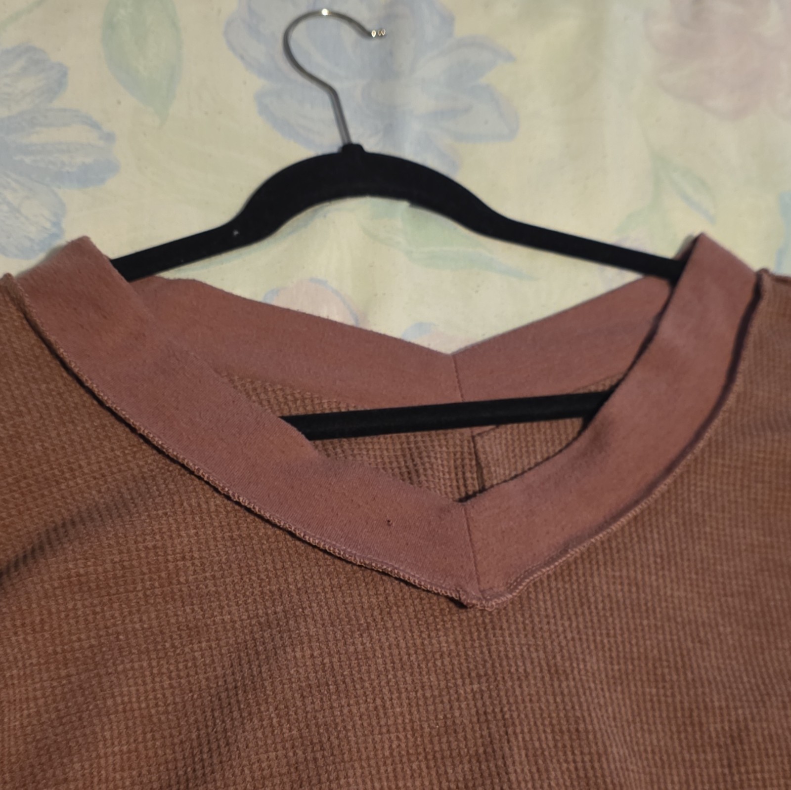 Unknown Factory Women’s Brown Waffle-Knit V-Neck Cotton Pullover Sweater M