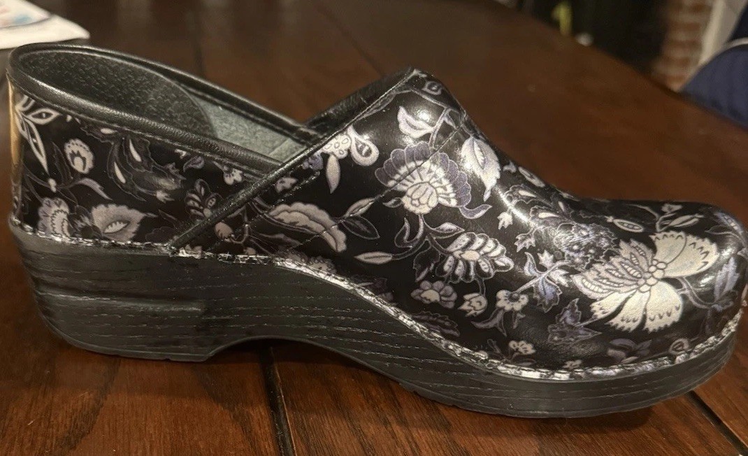 Dansko Women’s Black/Silver Floral Leather Slip-On Comfort Clogs 8.5