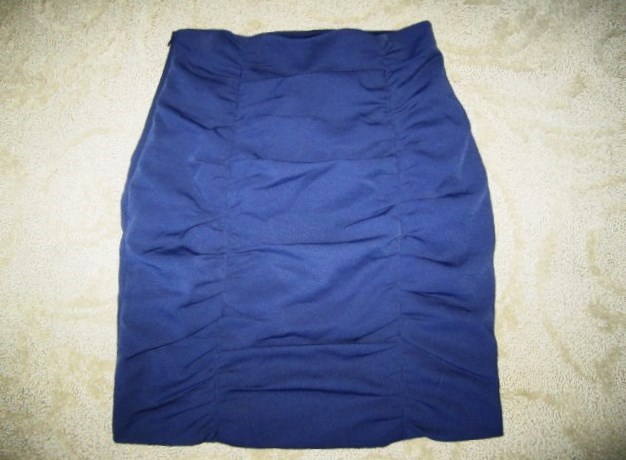 NWOT Nanette Lepore Navy Blue Pleated Skirt – Size 0