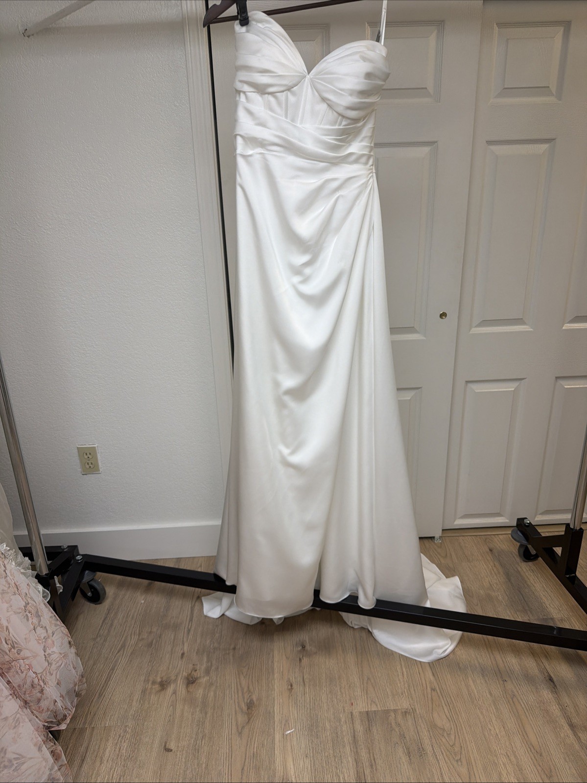 Morilee Strapless White Size 10 Wedding Dress