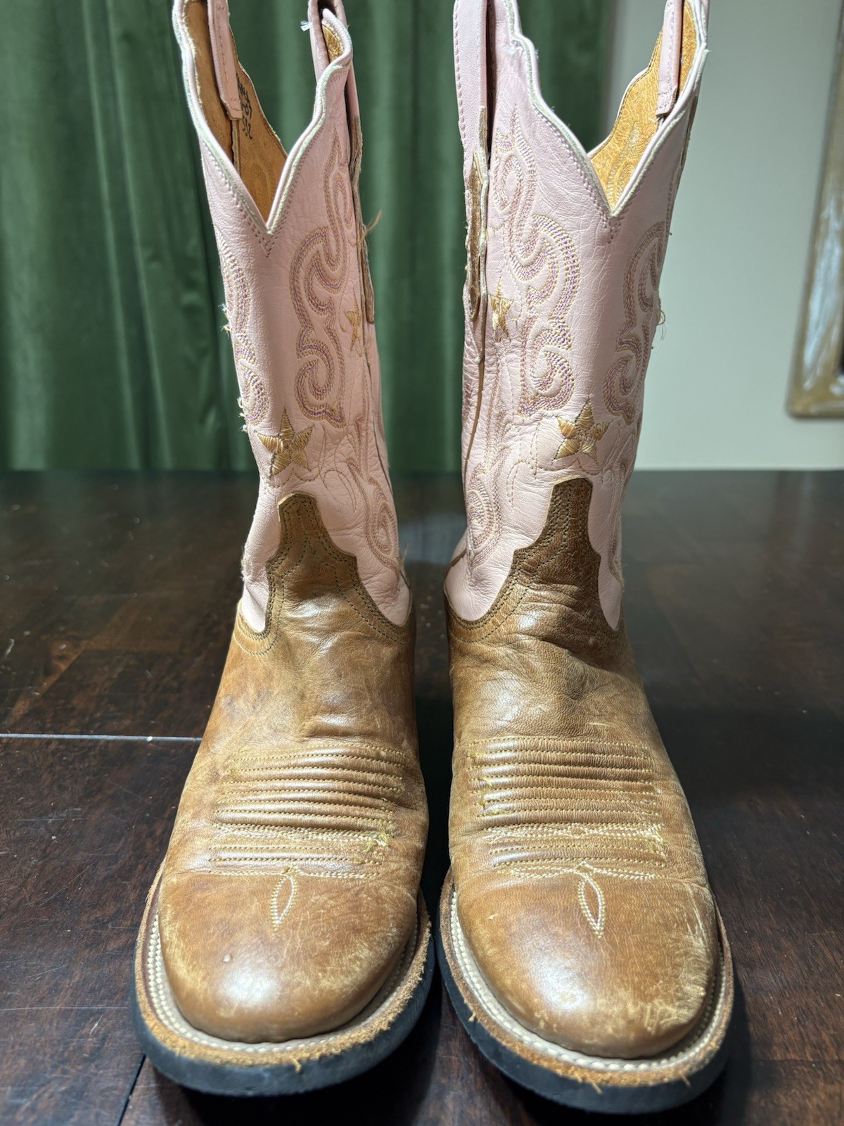 Lucchese 2000 Women Cowboy Boots Pink GoldStar Embroidered T1691HD Sz 6 1/2 B