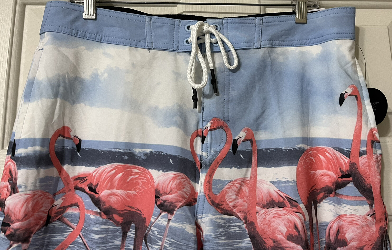 NWT No Boundaries size 32 pink blue white flamingo swim trunks mens