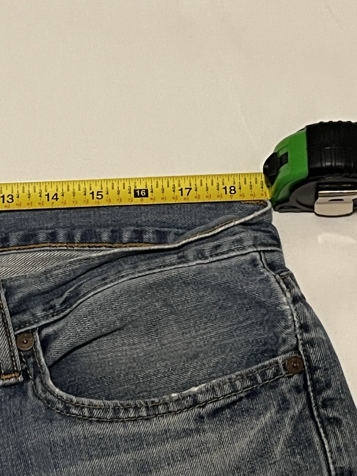 Lucky brand 221 original straight men’s size 33/30