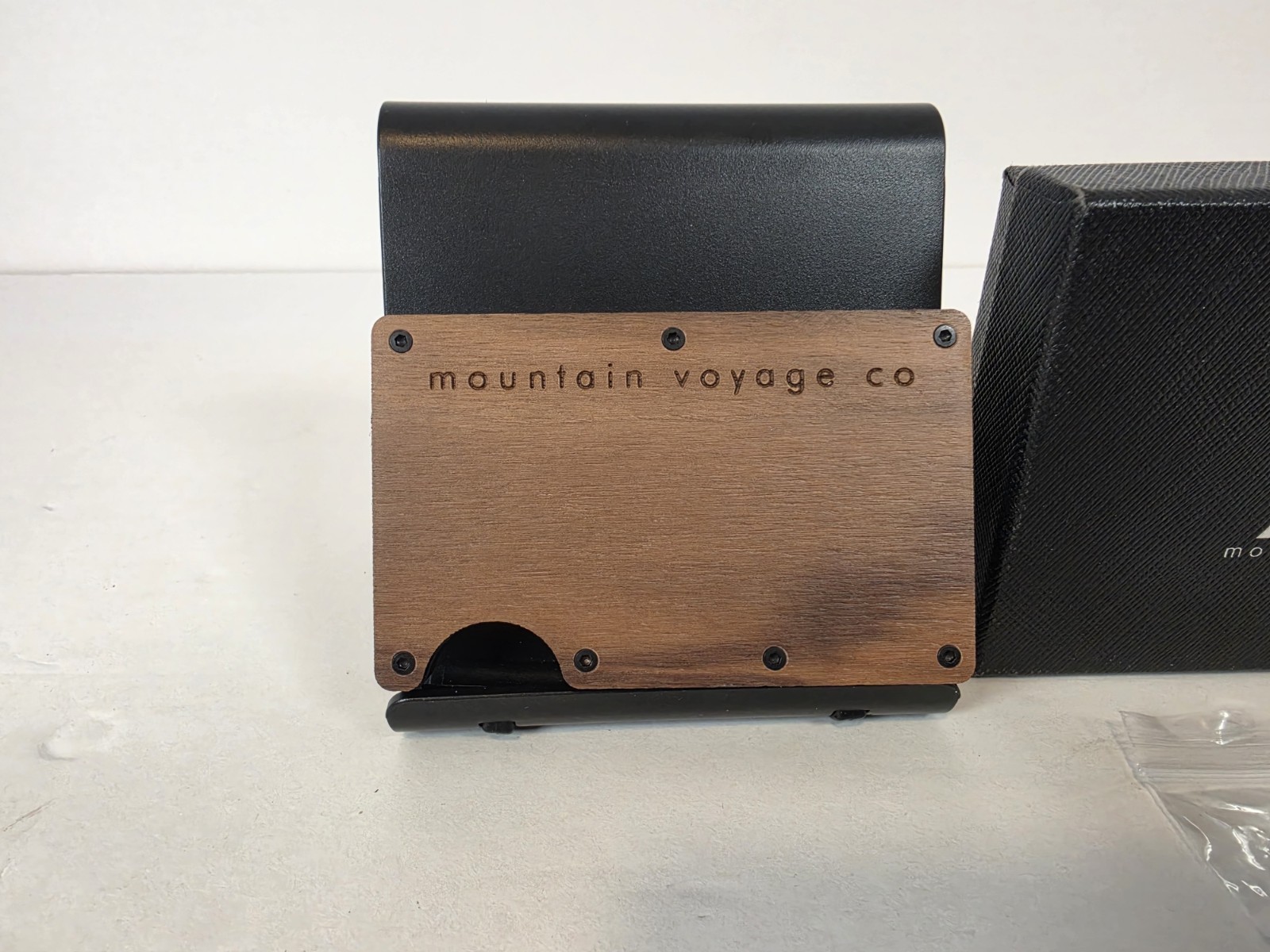 Mountain Voyage Co Minimalist Wallet for Men Slim RFID Scratch Resistant, Walnut
