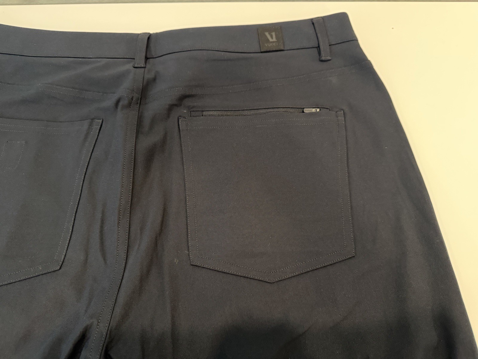 Vuori Men’s Performance Pant Size 36 Navy Dark Charcoal 5Pocket Stretch Slim Fit