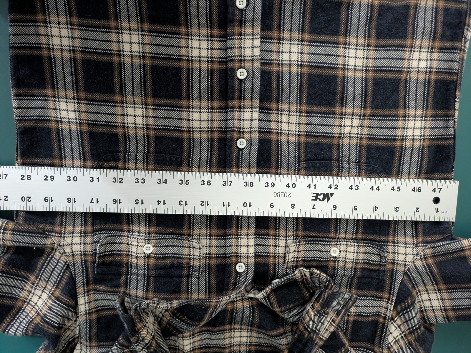 Taylor Stitch 38 Mens Button Up Shirt Flannel