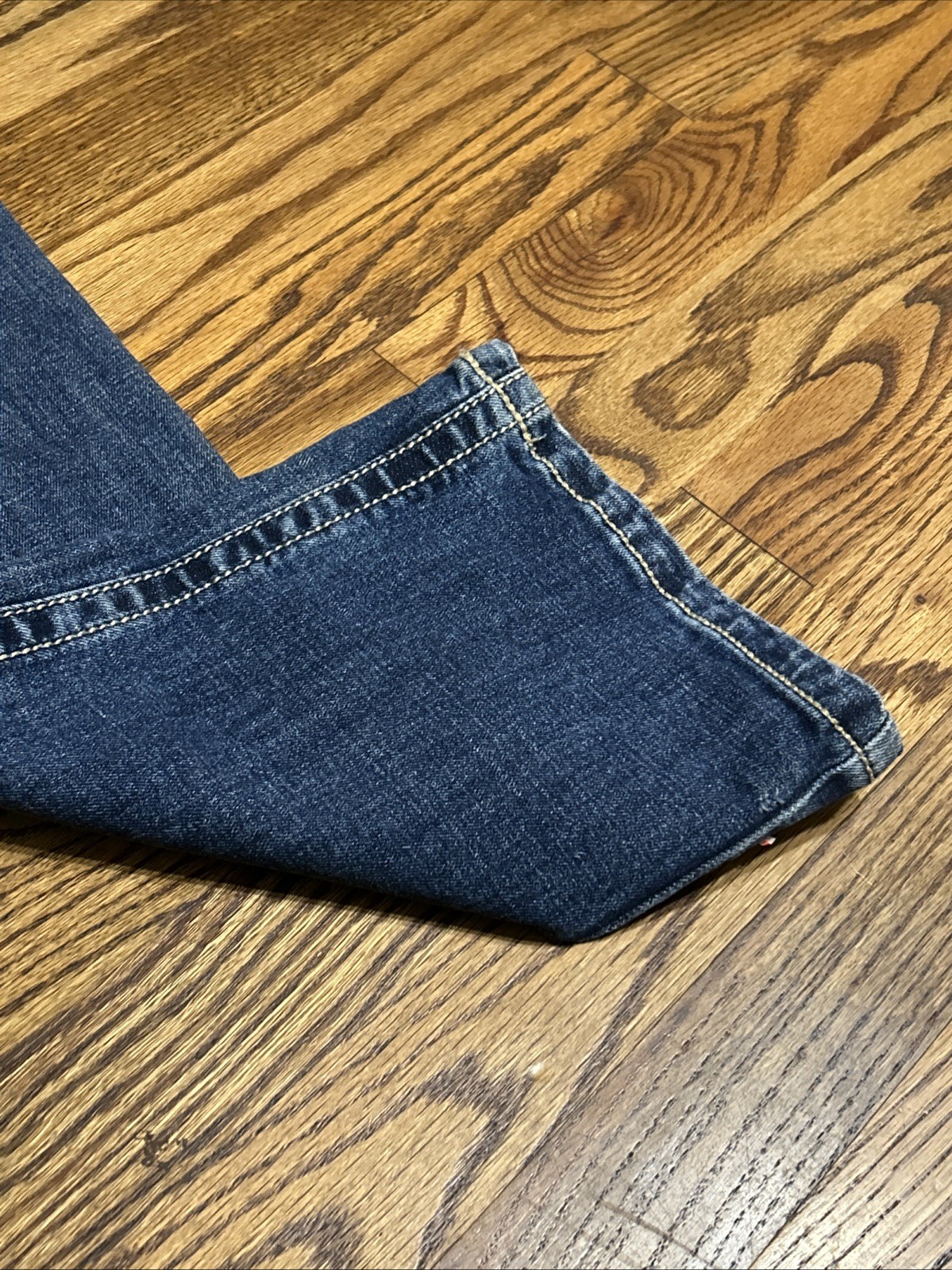 Women’s Wrangler 20x Jeans Size 28×30 Great Condition. 99% Cotton 1% Spandex