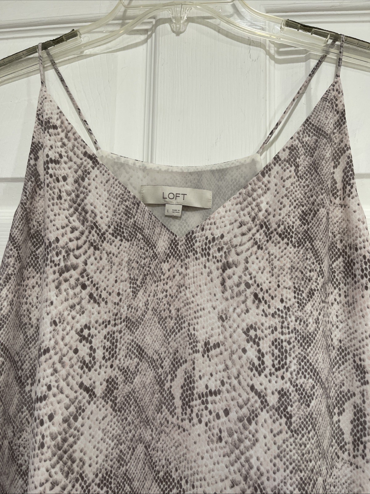 Loft Women’s Snake Print Camisole Tank Top Vneck Size Large