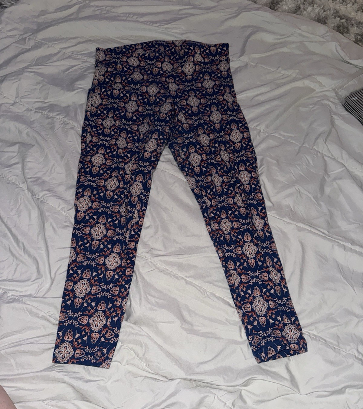 Torrid Ankle Leggings Size 1 Plus Floral Blue Pink Stretch Yoga