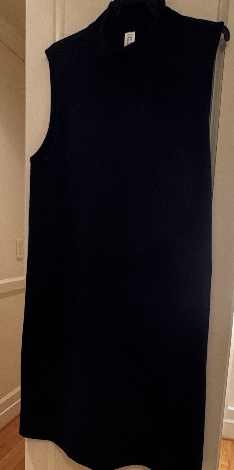 Spanx airessentials mock neck dress, sleeveless, “Very Black” Shift Dress Size M