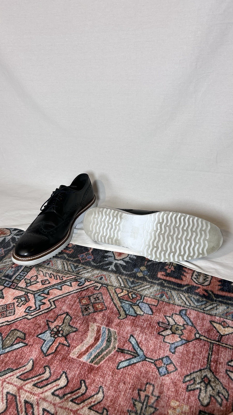 Johnston & Murphy Black Wingtip Oxford Shoes 11 1/2M Leather White Sole Italy