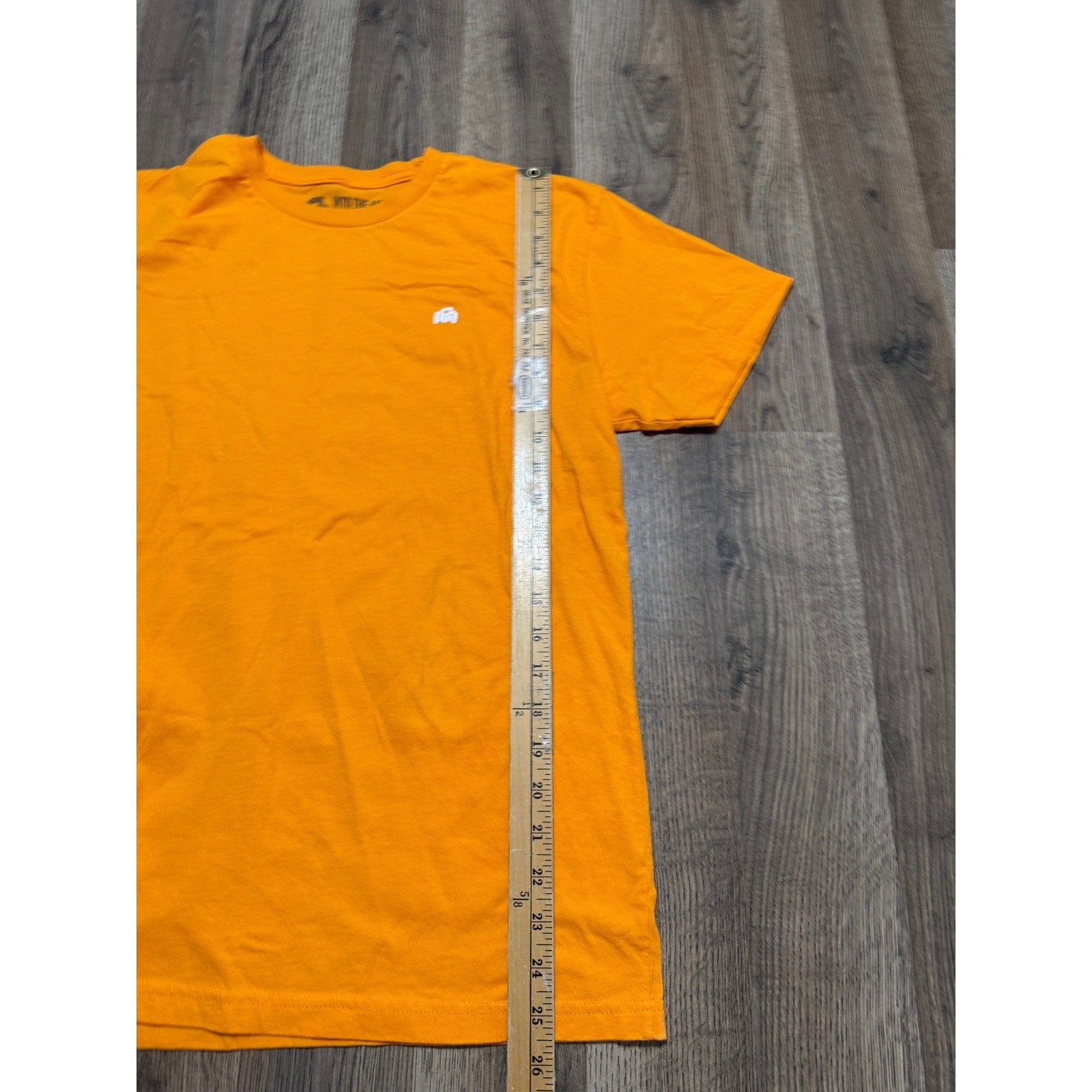 Into The AM Shirt Men’s Size Medium Orange Short Sleeve Shirt Crewneck Logo