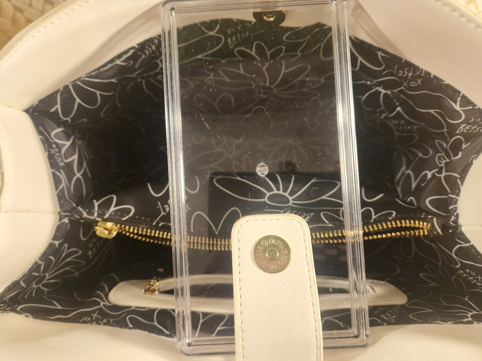 Betsey Johnson Black & White Daisy Floral Satchel, Detachable Strap, Gold HW