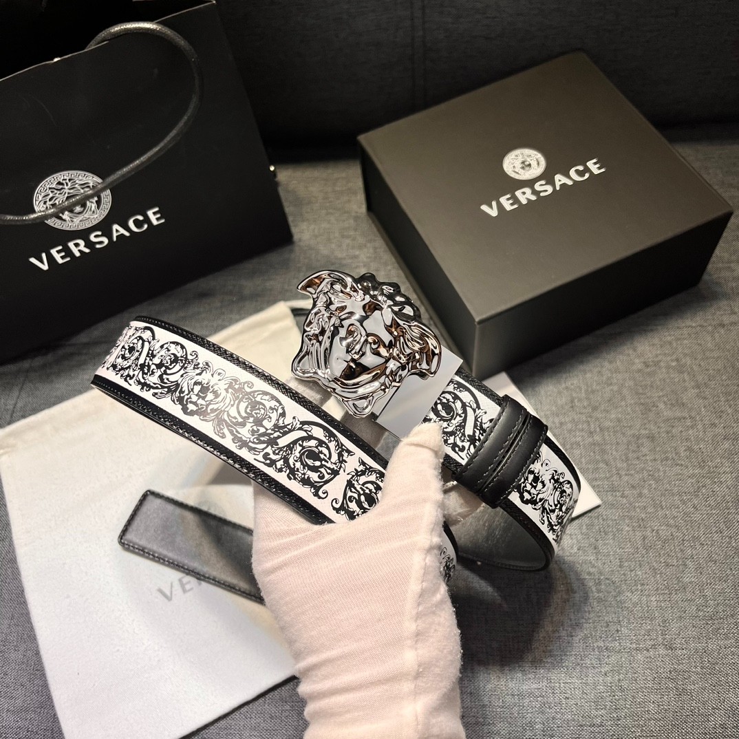 Versace belt REVERSIBLE for sale authentic Classic Belt Width:4.0cm/1.57in