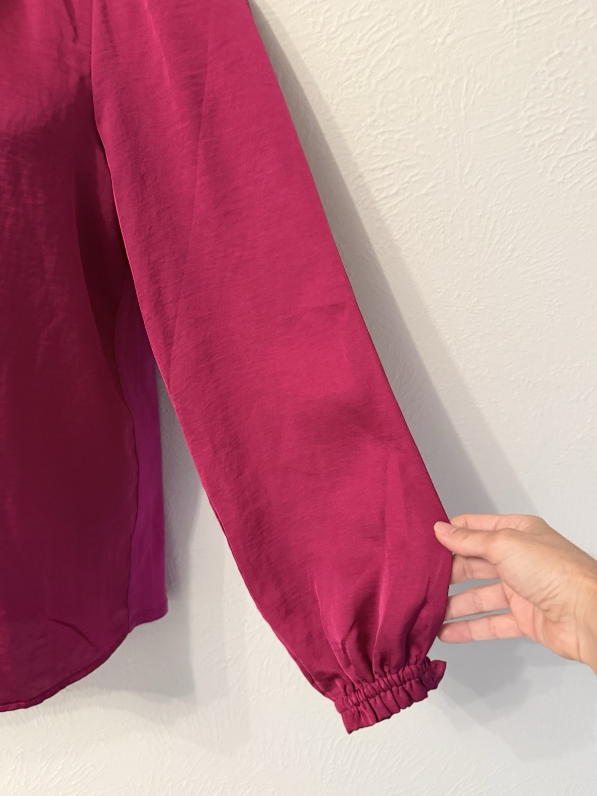 NWT Loft Blouse size M Raspberry Long Sleeve satiny office teacher 2023