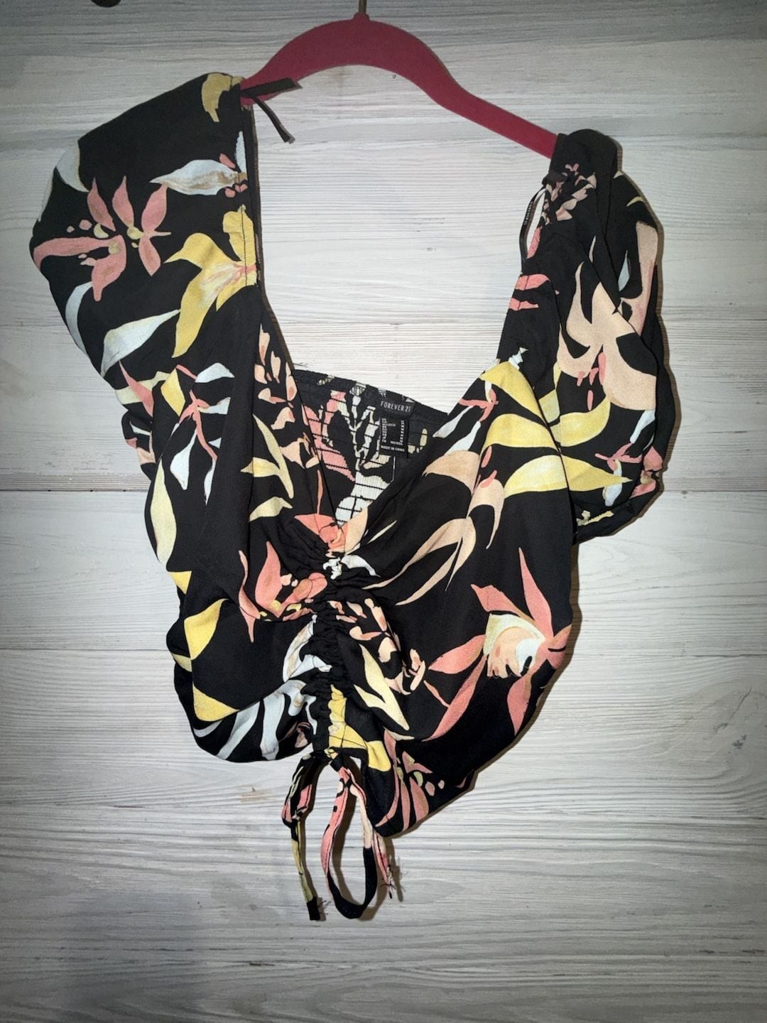 Forever 21 Tropical Floral Print Puff Sleeve Ruched Crop Top (b1-11)