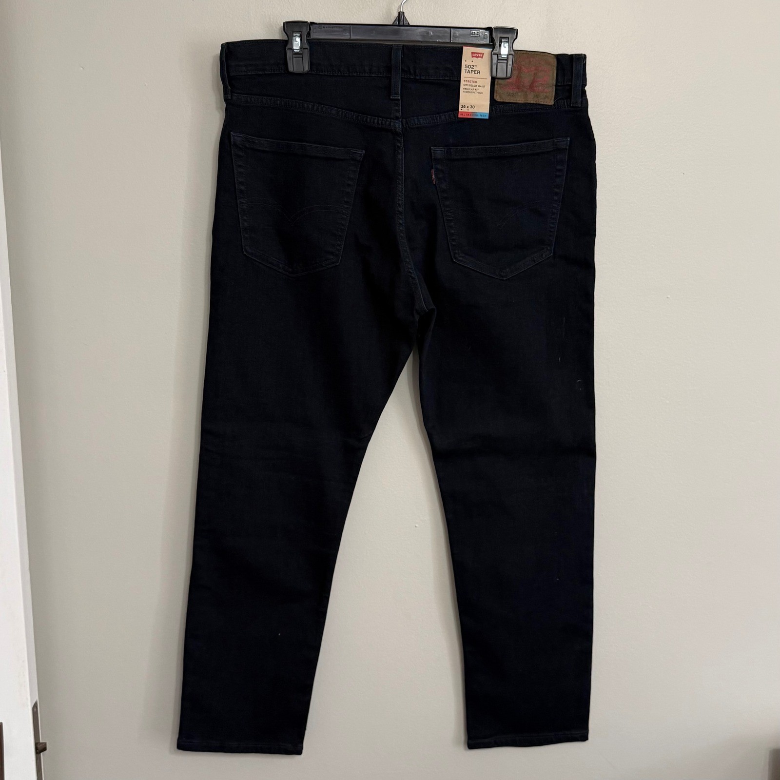 NEW Levi’s 502 Men 36×30 Dark Wash Taper Performance All Seasons Tech Blue Jeans