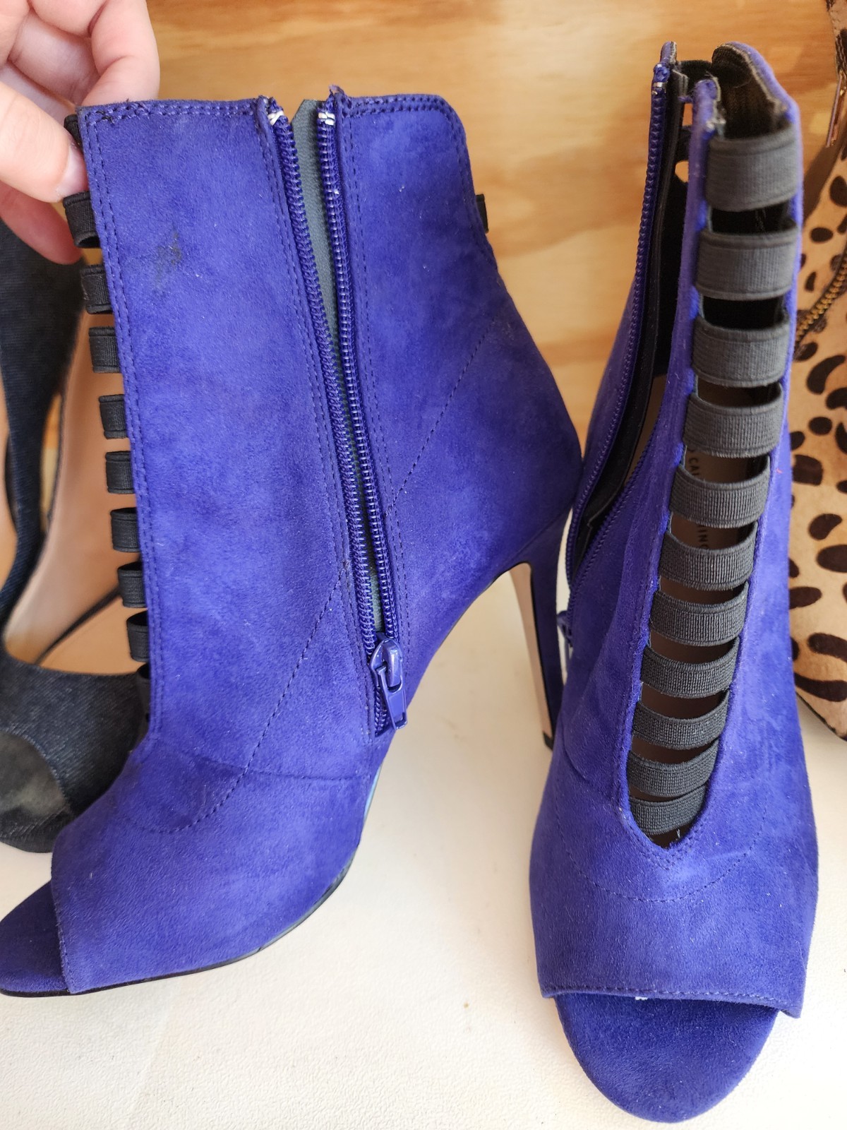 Call It Spring Womens royal Blue Suede Peep Toe Ankle Bootie Zip US 7.5 S