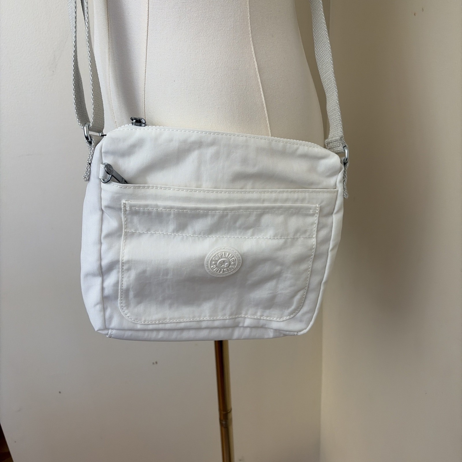 Kipling Nylon Tote Bag Unisex- Live, Light Sebastian Pure Alabaster ￼