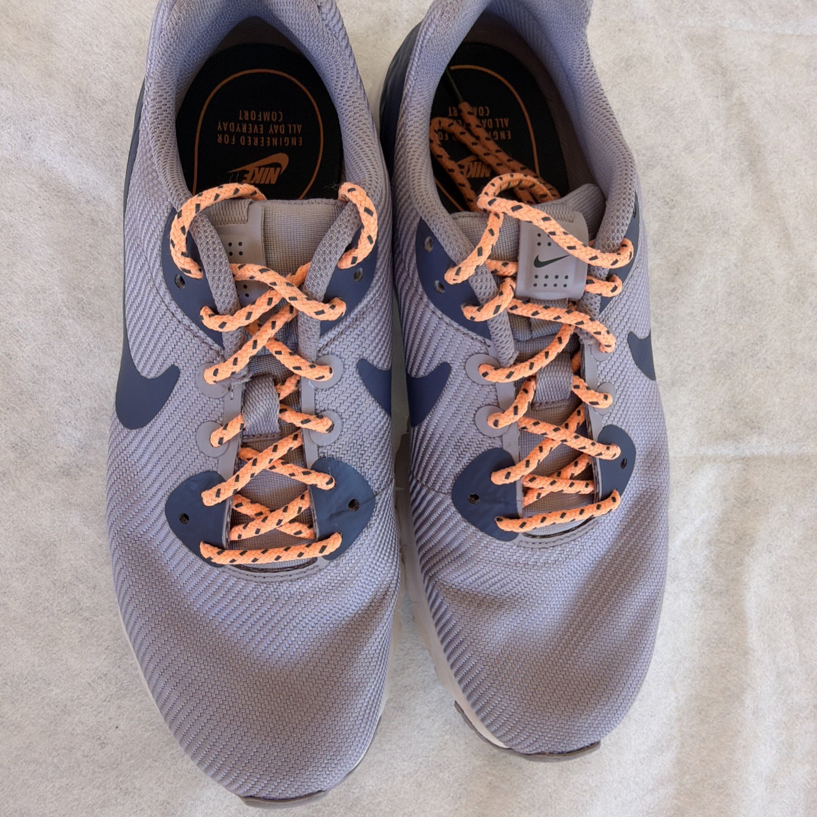 Women’s Nike Shoe Purple Orange Air Max Motion Sz 8.5